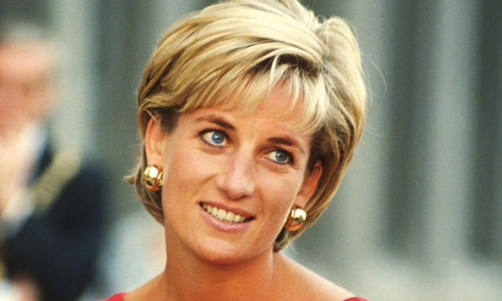 Ο δημοσιογράφος του BBC που "τρέλανε" την Νταϊάνα - Τα γλοιώδη ψέματα που της είπε